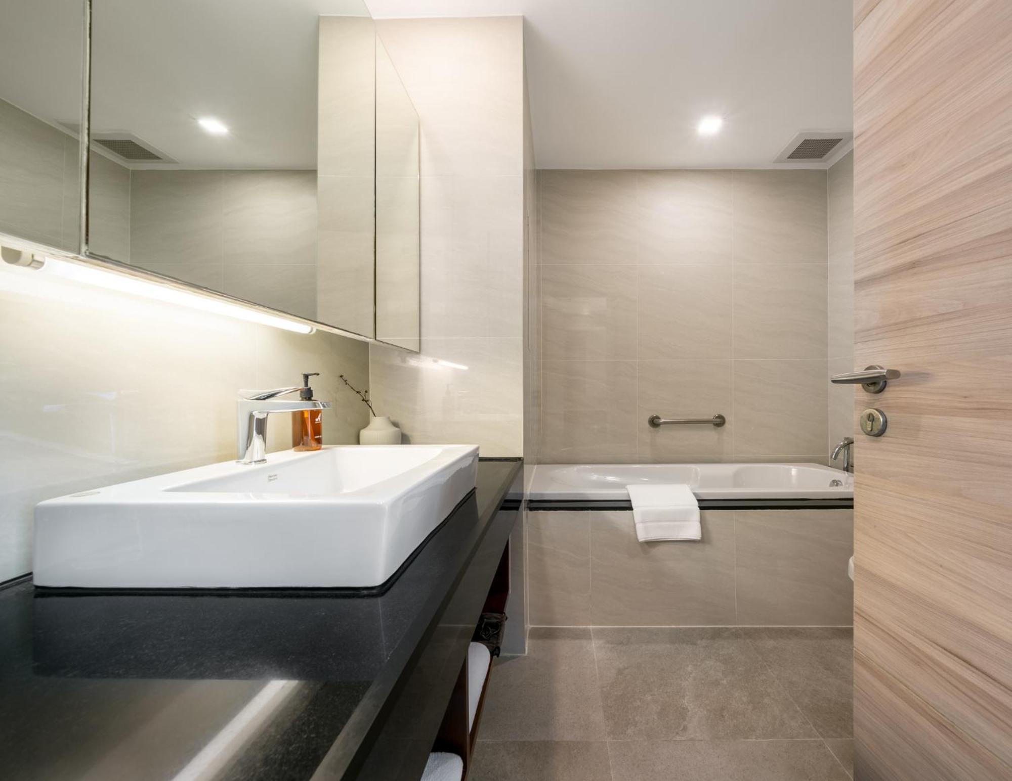 One-Bedroom Suite